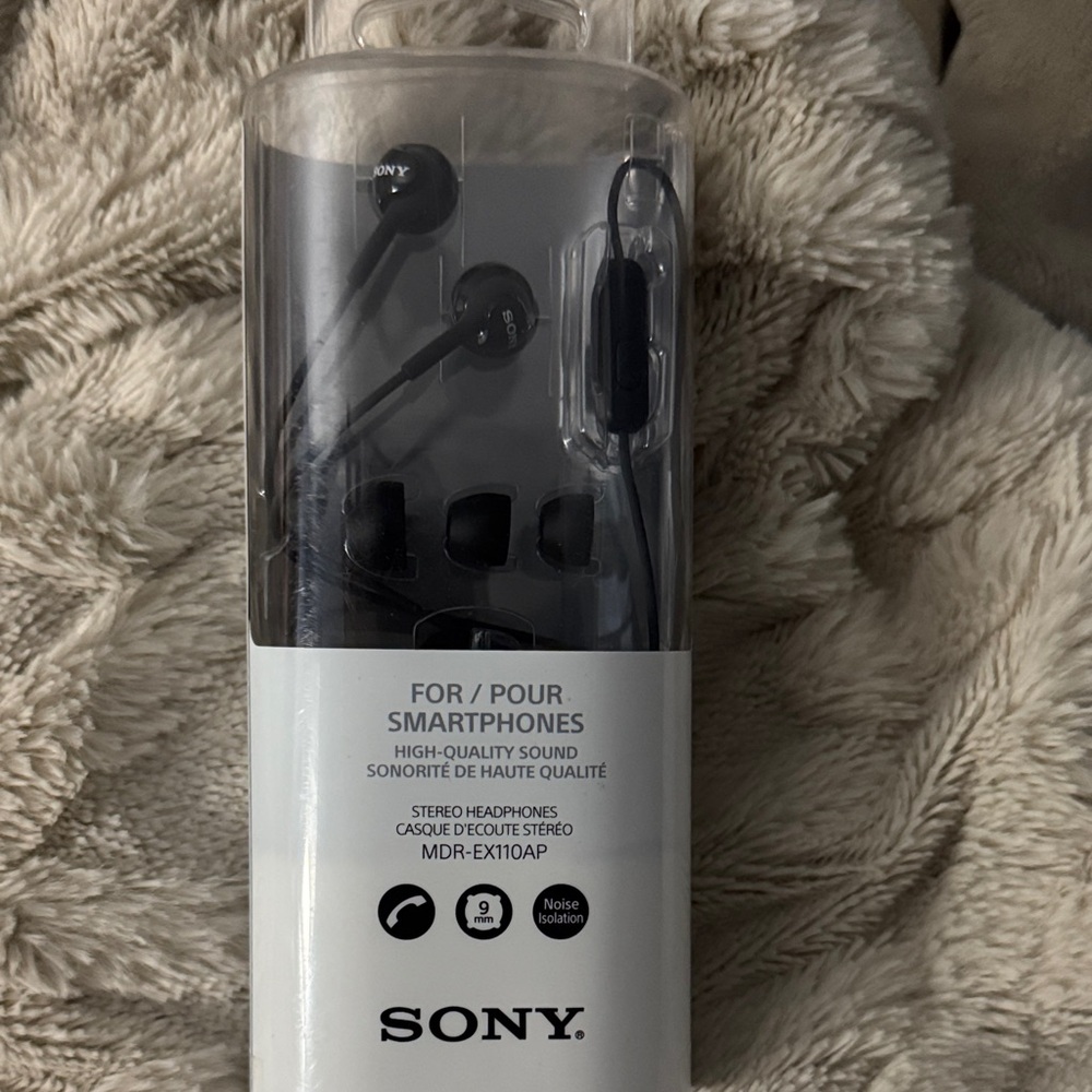 Sony Black In-Ear Headphones with Mic